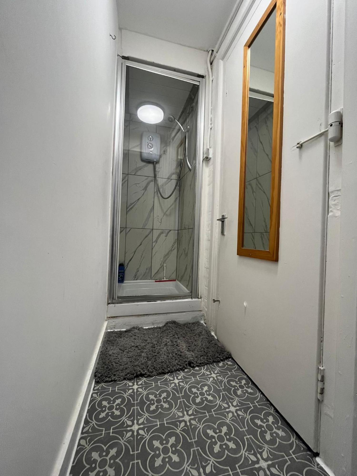 Nifty 2 Bedroom Flat In Goswell Rd Londres Extérieur photo